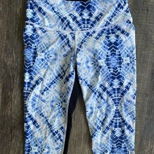 Victoria’s Secret VSX Sport Knockout Black w/ Blue Tie Dye Capri Leggings